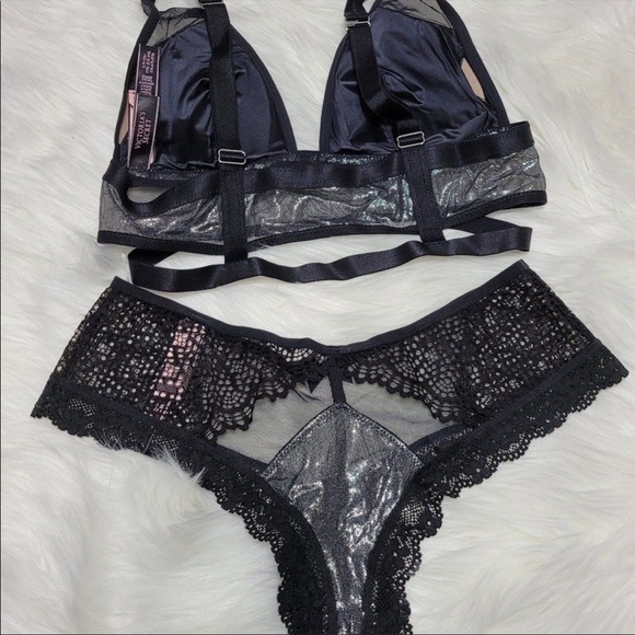 Very Sexy Wild Flower Lace Thong Panty Panties persona - Picture 14 of 16